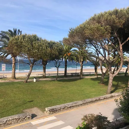 דירה Apartamento Comillas Beach קומיאס