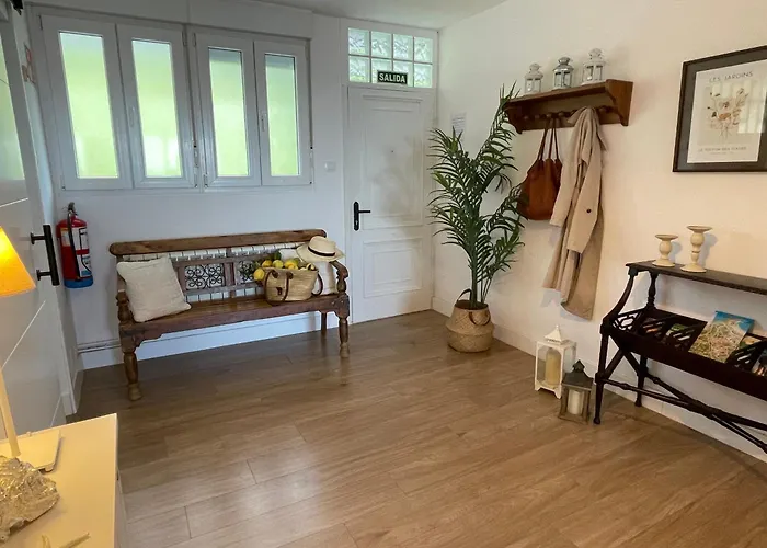 Apartamento Comillas Beach Apartment *